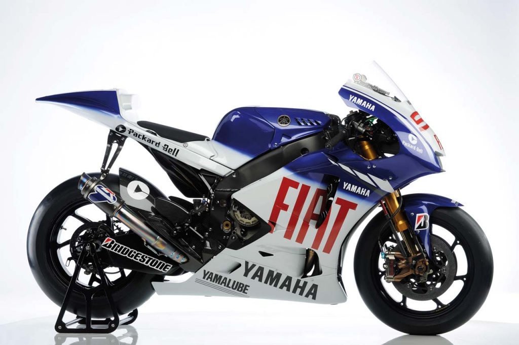 2009-MotoGP-Yamaha-M1-lorenzo-bike-4
